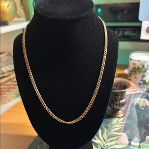 Gold Curb Link Necklace Collection